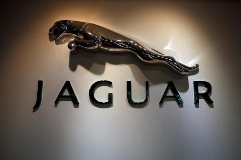 Jaguar Land Rover在印度的新XE驶价44.98卢比