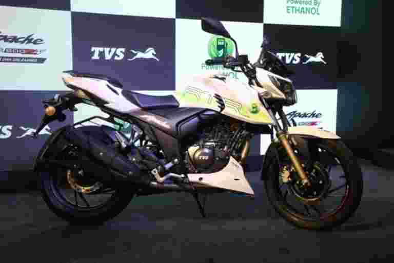 电视电机在尼泊尔推出2020年Apache Rtr 200 4V