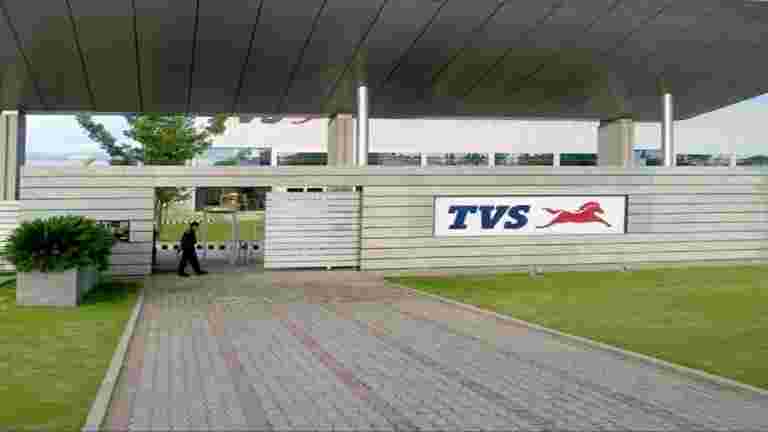 TVS Motor Partners Pilipinas Petroleum提供壳牌忠诚度卡