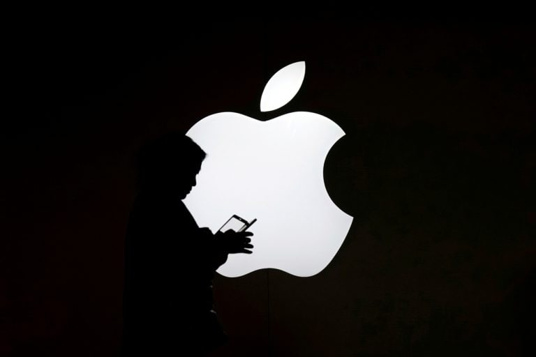 Apple提交了专利的可折叠智能手机的蓝图