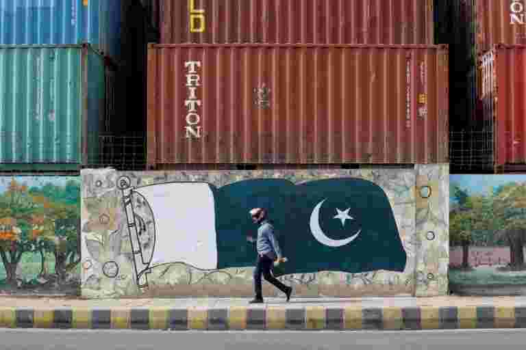 巴基斯坦经济减缓，预计今年增长约为5.2％