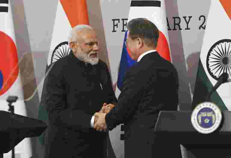 PM Narendra Modi于2018年获得首尔和平奖