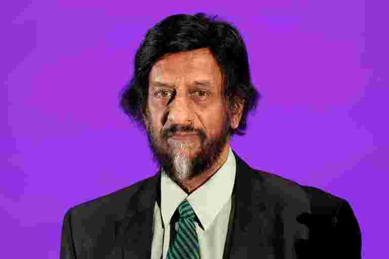 前Teri首席的R K Pachauri，位于德里79年