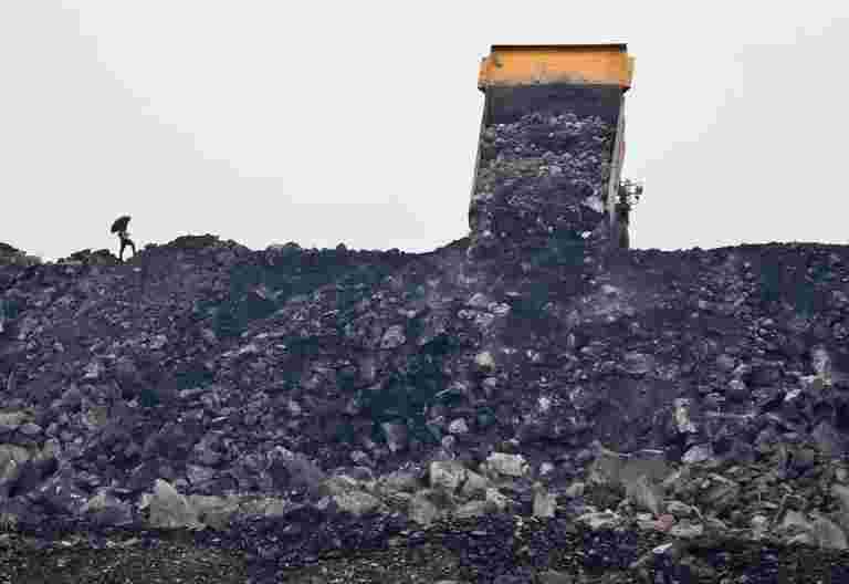 印度为第一次商业采矿拍卖提供41个煤炭块