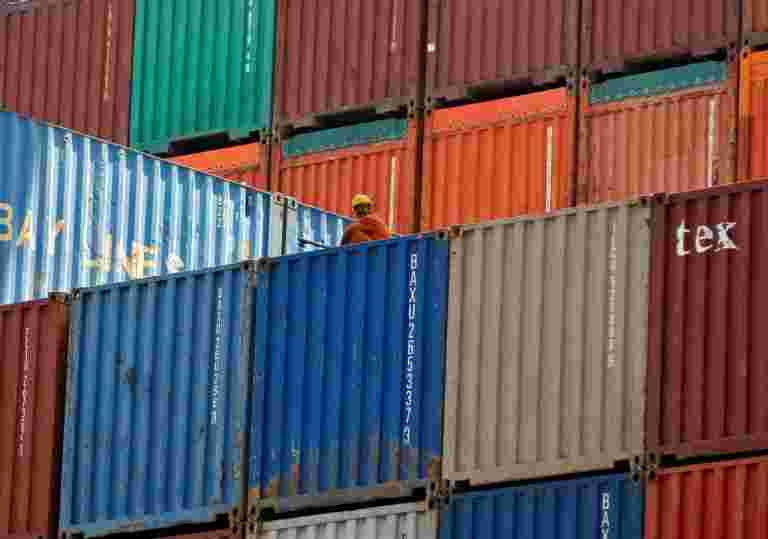 孟加拉国准备成为占优势出口商，为印度举行课程：经济调查