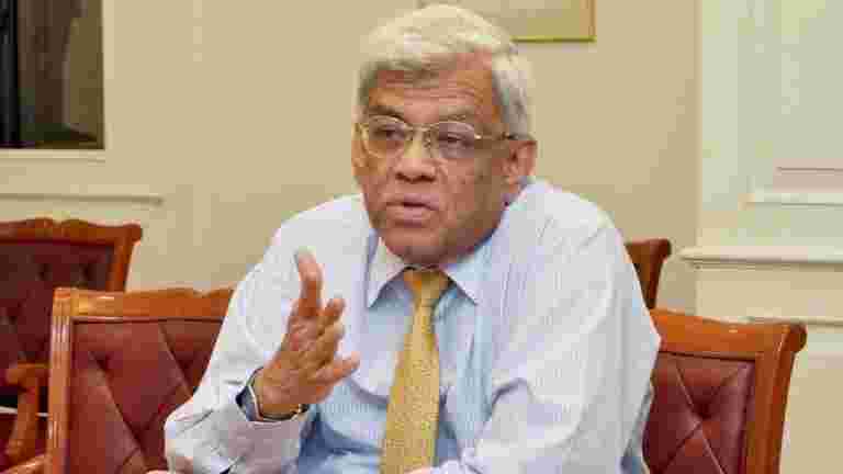 这是HDFC主席Deepak Parekh在AMC IPO上的全文