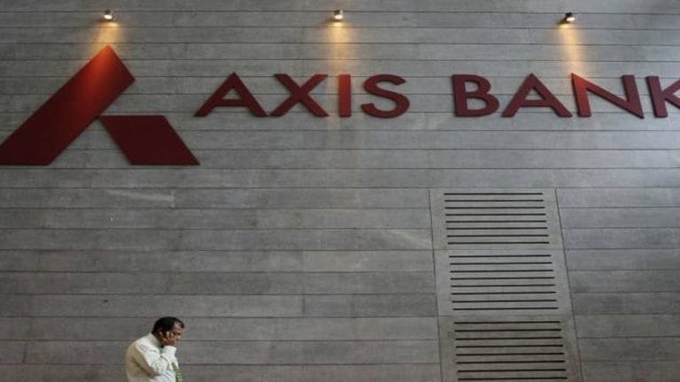 Axis Bank帮助使用专门的银行服务启动