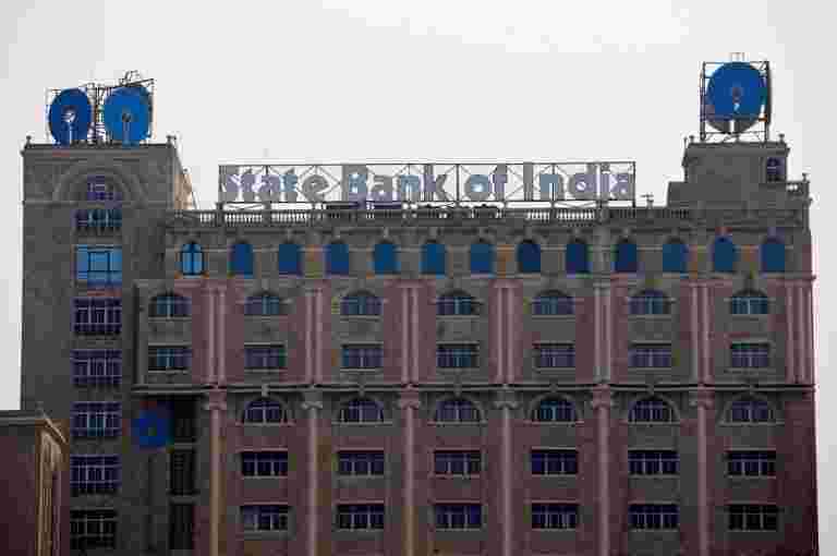 印度州银行表示，遵守美国对伊朗的制裁