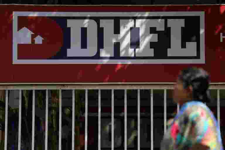 DHFL与PE公司谈判10％股权：报告